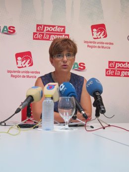 La responsable de Educación de IU-Verdes en Murcia, Esther Herguedas