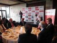 Sanz dice sobre Cataluña que "lo que va más allá de la Constitución y sus competencias es cosa de todos los españoles"