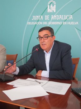 El delegado de Educación en Huelva, Vicente Zarza. 