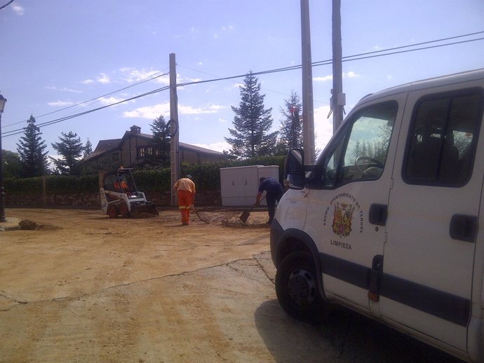 Continúan los trabajos de limpieza en el barrio de San Blas