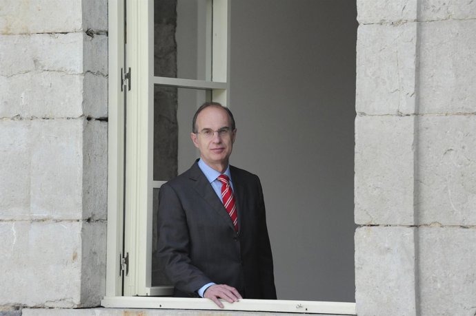 Presidente del Parlamento de Cantabria, José Antonio Cagigas