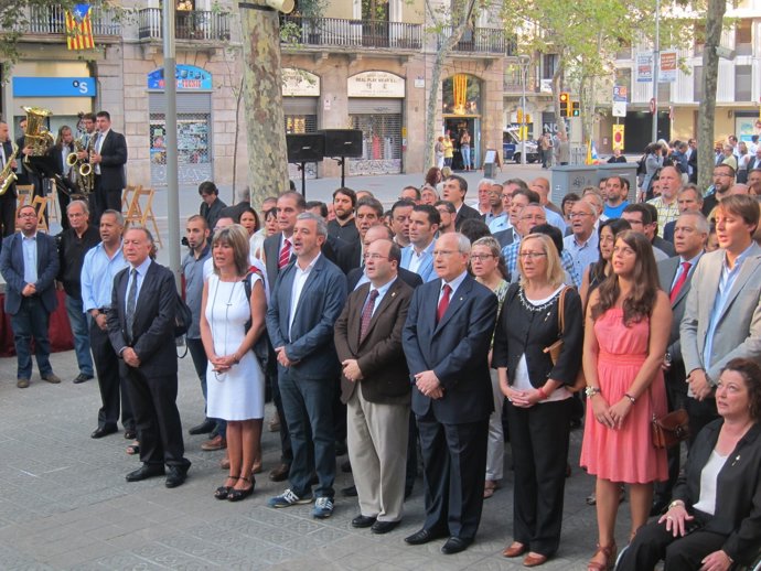 Miquel Iceta, en la ofrenda floral