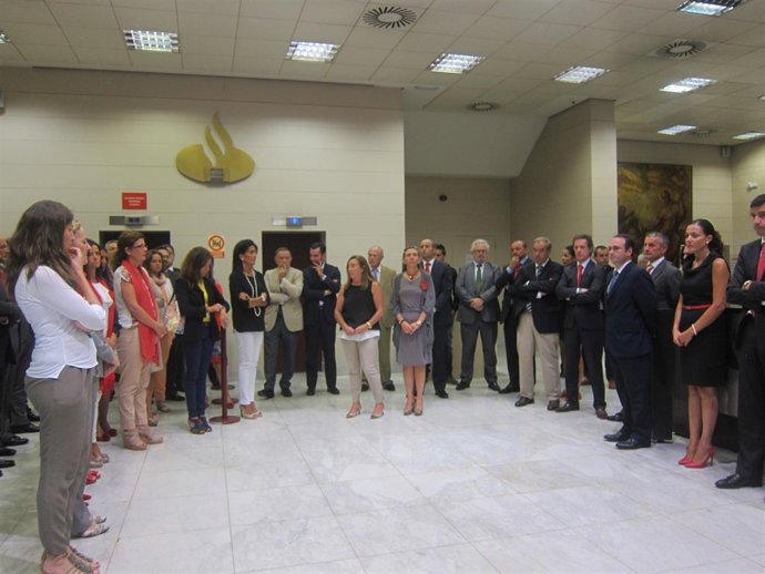 Minuto de silencio por Emilio Botín