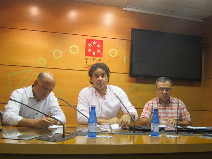 Colomer pide a Moliner que investigue a Martínez