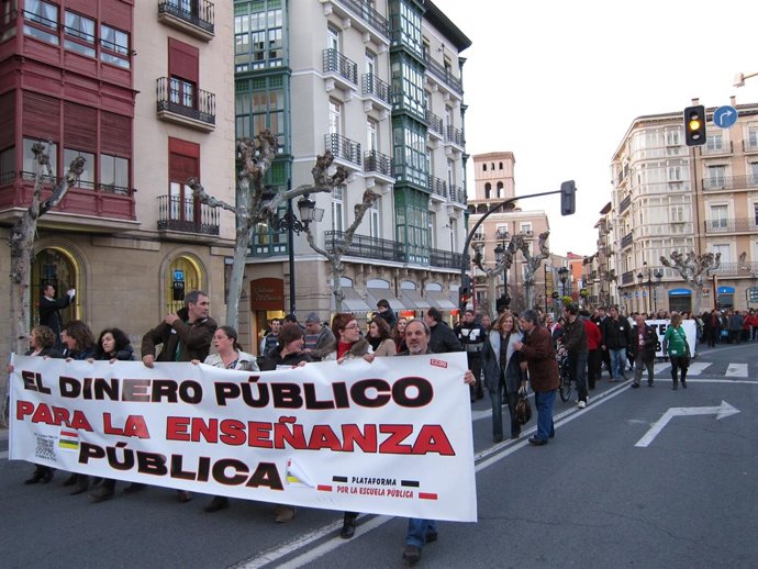 Manifestación Por La Escuela Pública