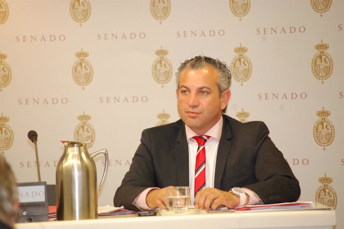 El senador socialista Nicanor Sen.