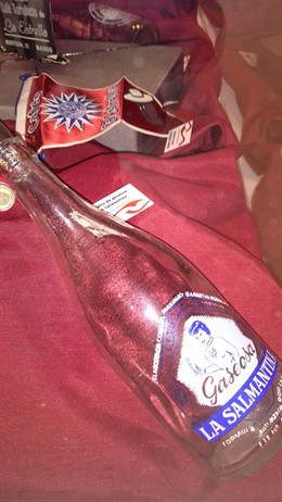  Botella De Gaseosa La Salmantina Expuesta En La Muestra 