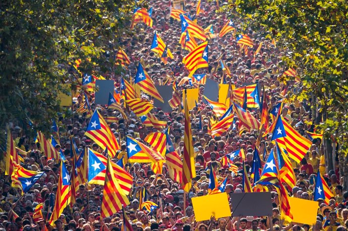 La 'V' formada durante la Diada en Barcelona