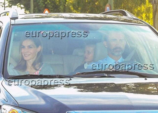 REYES LETIZIA Y FELIPE 