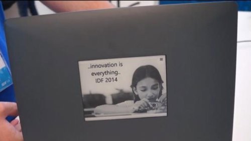 Segunda pantalla de portátil con tinta electrónica