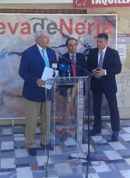 Hernández Mollar, Rafael Rodríguez y Alberto Armijo