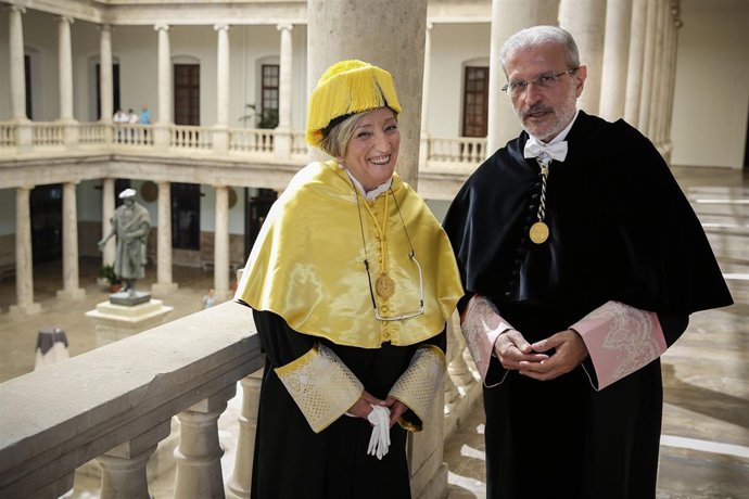 Ana Lluch y Esteban Morcilo