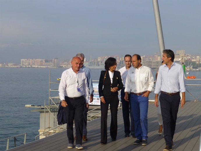 Ana Patricia Botín visita las infraestructuras del Mundial de Vela