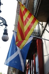 Los partidos proconsulta se desplazan a Escocia para seguir el referéndum