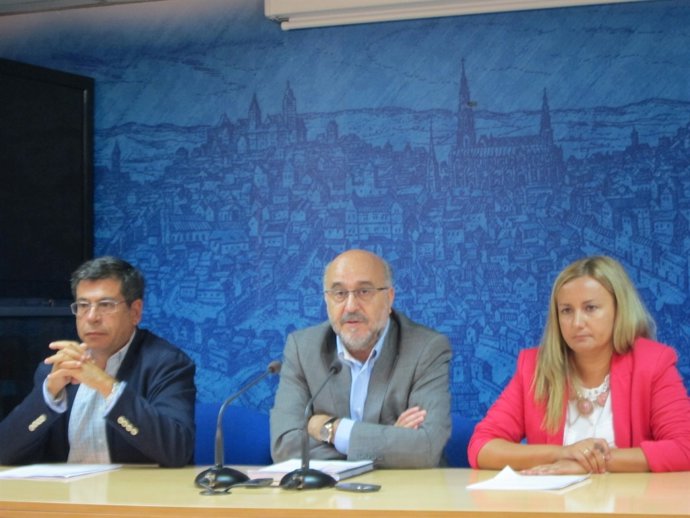 Los ediles en rueda de prensa