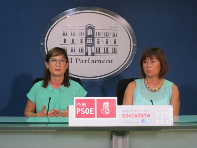 Conxa Obrador y Francina Armengol en rueda de prensa