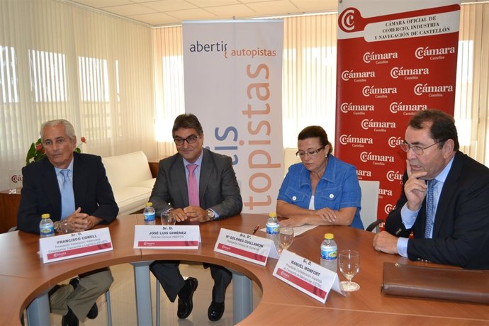 Rueda de prensa para informar del descuento del peaje para camiones en la AP-7