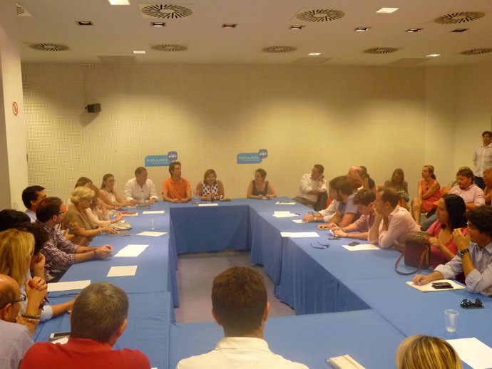 Reunión de la Tribuna para la Regeneración del PP de Valencia