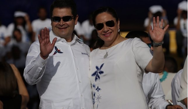 Presidente de Honduras, Juan Orlando Hernández, y su esposa