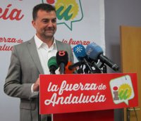 IU no ve "incompatible" formar parte del Gobierno andaluz y alcanzar acuerdos electorales con otras formaciones