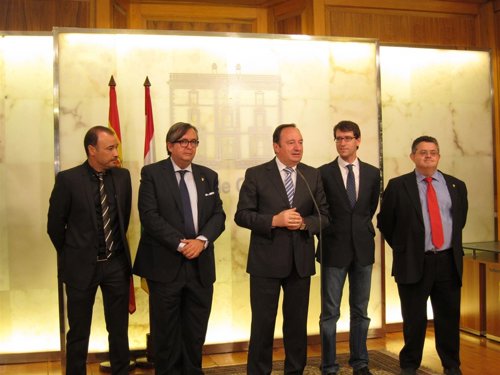 Rueda de prensa para informar de la declaración de fiesta nacional Calahorra