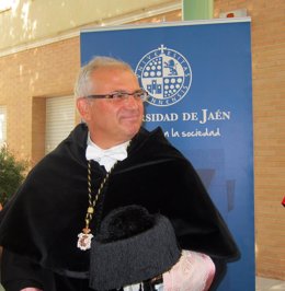 El rector de la Universidad de Jaén (UJA), Manuel Parras.