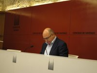 El PSOE advierte al Ayuntamiento de Santiago de que el alumbrado público es su "responsabilidad"