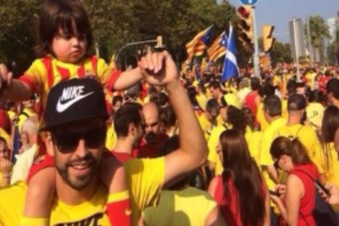 Milan y Piqué se van de manifestación 