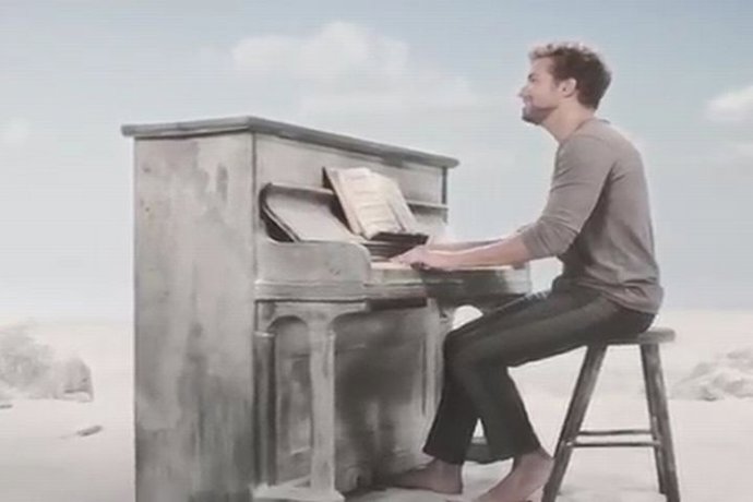 ¡Ahora sí!...Pablo Alborán estrena 'Por fin'