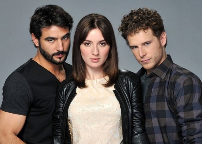 María Valverde vuelve a la televisión con la miniserie Hermanos