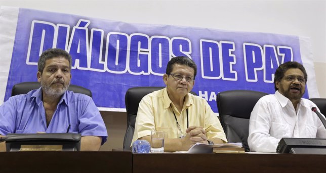 Iván Marquez, Pablo Catatumbo y Marcos Carratala (FARC) en La Habana