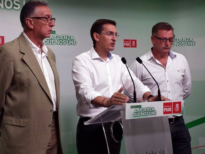 García Collado, Sánchez Teruel y López Olmos, en rueda de prensa