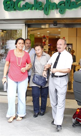 La Infanta Margarita, Rey Juan Carlos, compra regalo María Zurita