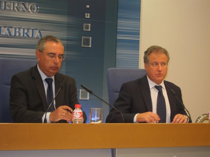 El consejero anuncia la orden de ayudas para extender la banda ancho por Liébana