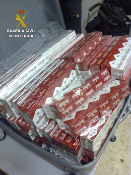 Cajetillas de tabaco intervenidas en un equipaje en Manises