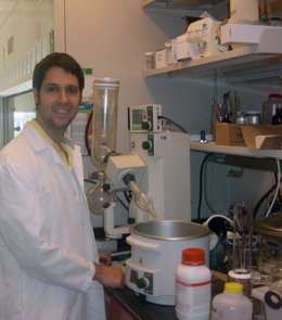 Alberto Fernández, doctor en Químicas por la UR