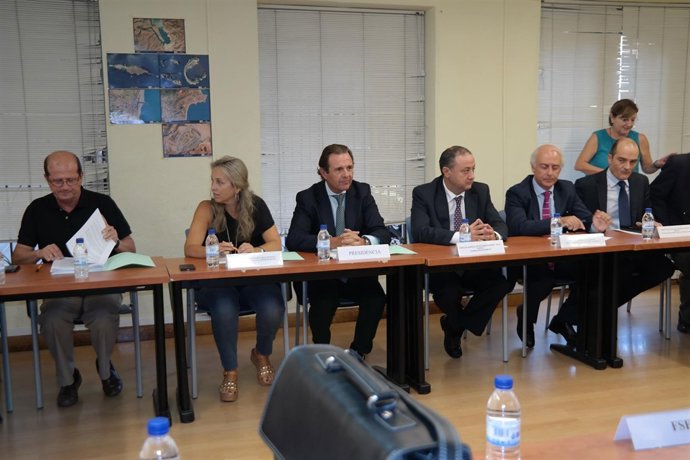 García Ribot preside la reunión de la Mesa General de Negociación.