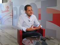 Luena (PSOE) tacha a Mas de "zombie" y dice que hay que cumplir con el TC "vote lo que vote el PSC"