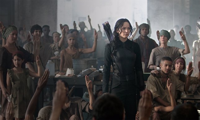 Katniss en Los juegos del hambre: Sinsajo, parte 1