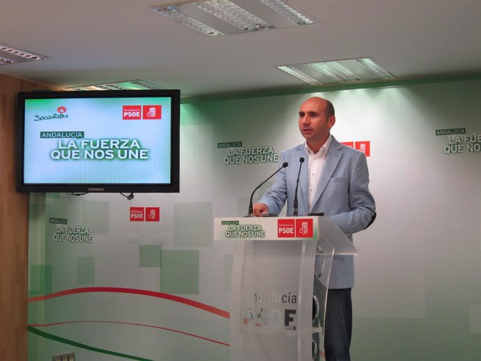 Secretario de Política Institucional del PSOE-A, Francisco Conejo