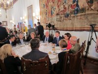 Feijóo destaca "el papel activo" del Camino de Santiago como "embajador honorífico" de la Marca España