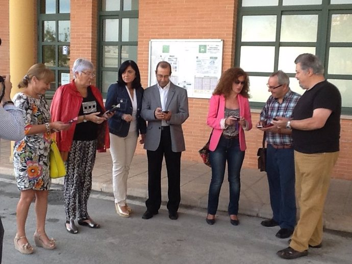 La Junta prueba el servicio wifi en la estación de autobuses de Torredelcampo