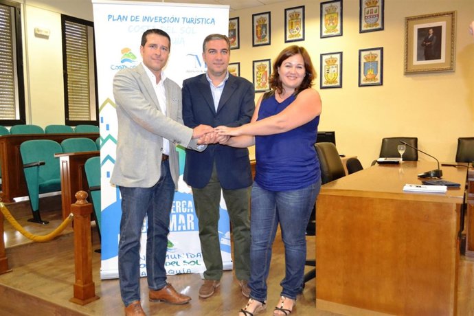 Bendodo oscar medina y Natacha Rivas en rueda de prensa