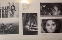 Sofía Loren, conmovida hasta las lágrimas al inaugurar una exposición en México