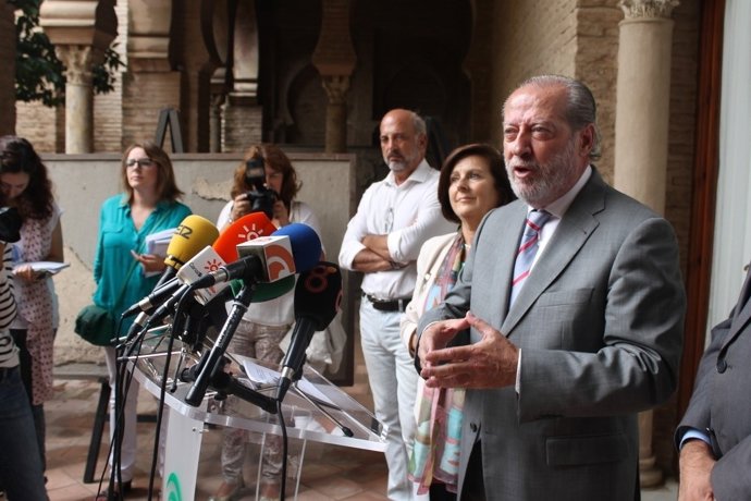 Fernando Rodríguez Villalobos