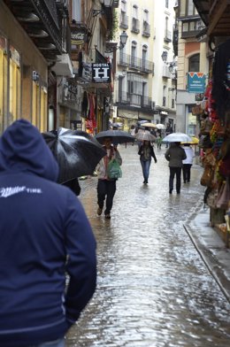 Lluvia, mal tiempo, paraguas