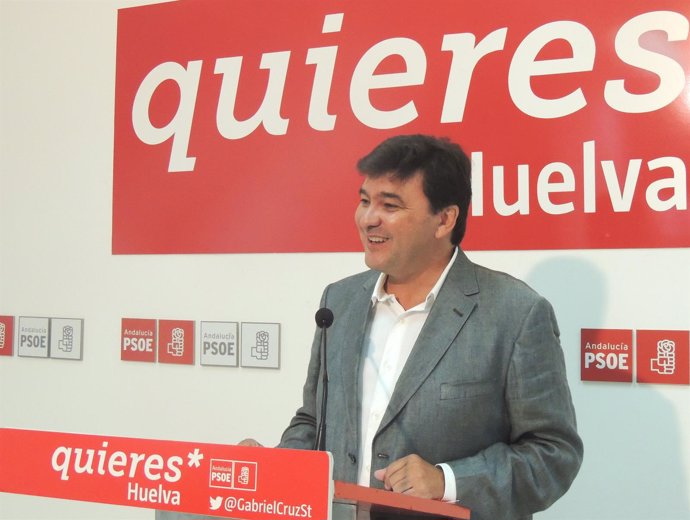 El portavoz del PSOE en el Consistorio de Huelva, Gabriel Cruz. 