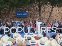 Sáenz de Santamaría afirma que la reforma fiscal va a "fortalecer a las clases medias"