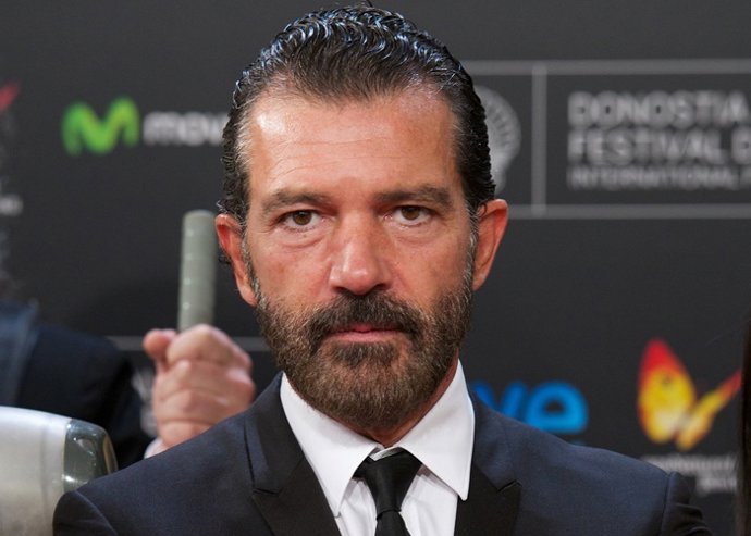 Antonio Banderas llora ante el divorcio de Melanie Griffith 