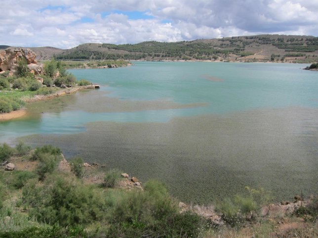 Embalse de la Cuenca del Ebro